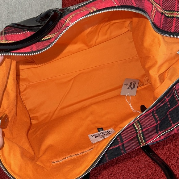 Vivienne Westwood NWT SHIRLEY LARGE YASMIN RED/blk AW2020 - Picture 11 of 17